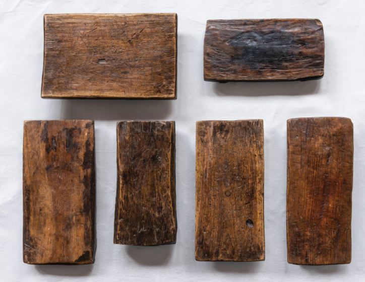 Reclaimed Wood Riser